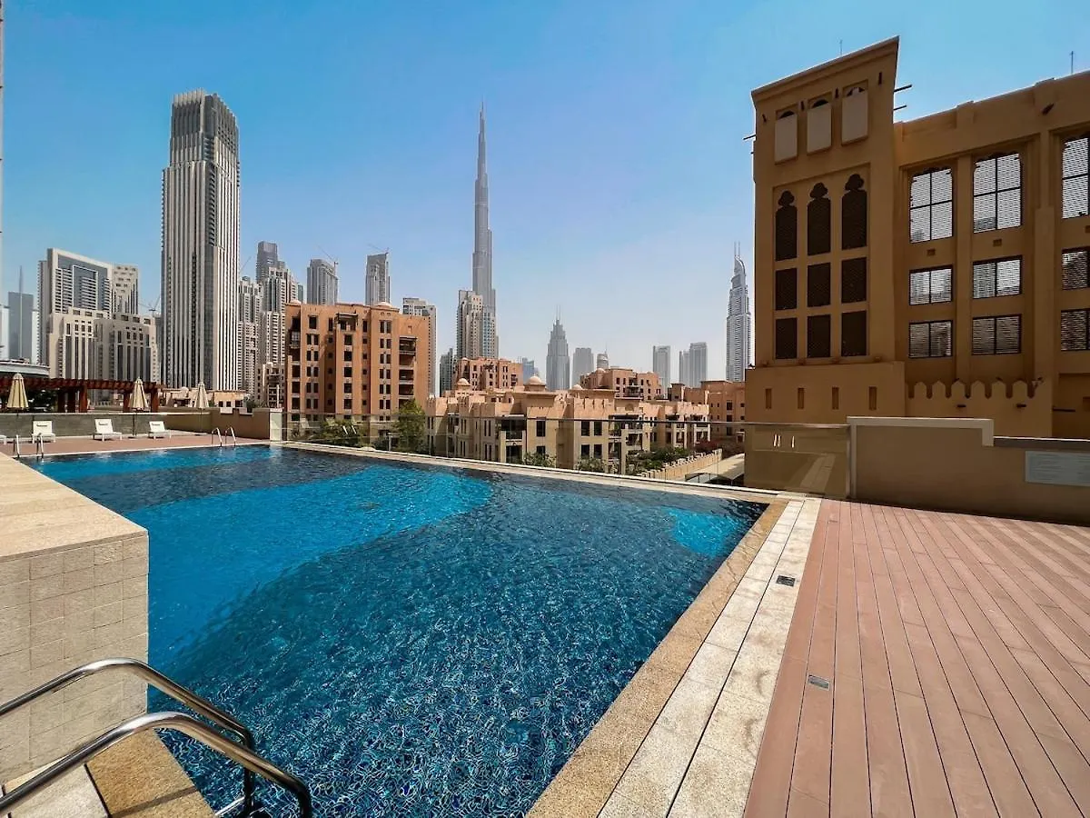 Vogue Downtown Dubai Bellevue Tower Walkable To Burj Khalifa And The Dubai Mall Amazing Burj View From The Swimming Pool